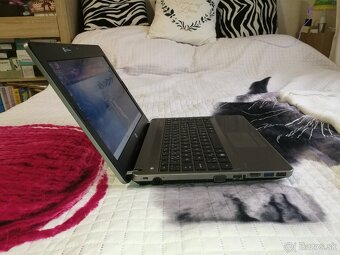 HP ProBook.  13,3".SSD 256 GB. RAM 16 GB. Baterka dobrá. - 9