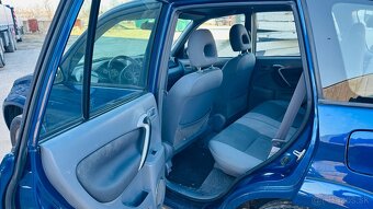 Toyota RAV4 2.0 D-4D - 9