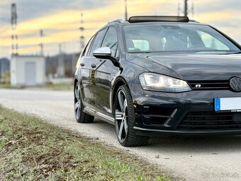 Volkswagen Golf Variant R 2.0tsi 300ps DSG 4Motion, panorama - 9