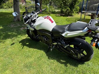 Yamaha Fazer 1000 - 9