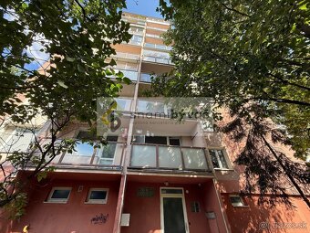 Šikovná garsónka s loggiou, 3. p., Zupkova, Furča - 9
