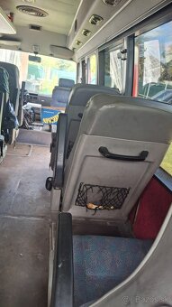 Asia minibus - 9