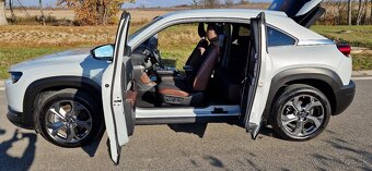 Mazda MX 30 E-Skyactiv GT Plus Luxury Vintage - 9