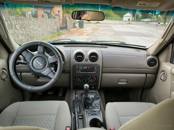 Predám Jeep Cherokee 2.4 benzin/plyn - 9