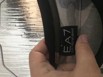 EMPORIO ARMANI maskackove/pánske tricko L - 9