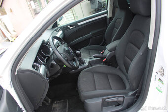 Škoda Superb 2.0 TDI CR 140k Comfort - 9