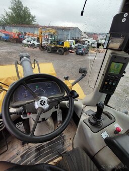 Čelný nakladač New Holland w270 - 9