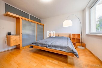 POD HRADOM - ZÁMOCKÁ - 3 IZBOVÝ BYT NA BÝVANIE AJ INVESTÍCIU - 9