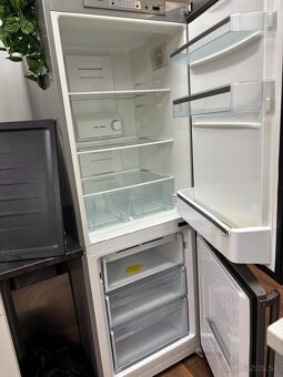 Svetlá dizajnová kuchyňa SIMBA - 9