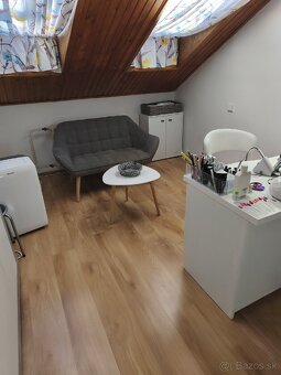 Vybavenie salónu - 9