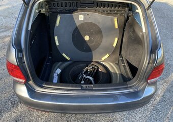 VW GOLF VI 1.6 TDI 77 KW TRENDLINE - 9