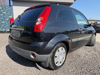 Ford Fiesta 1.3 Ambiente - 9