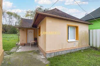 NA PREDAJ, RODINNÝ DOM, PETROVANY - 9