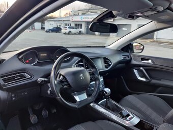 Peugeot 308 - 9