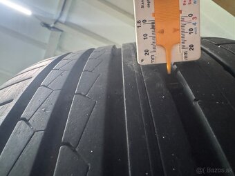275/35 R21 DUNLOP - 9