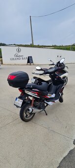 Piaggio X10 125cc - 9
