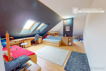 REZERVOVANÝ Veľký mezonet 4+1 (199 m2) s loggiou centrum Sp. - 9