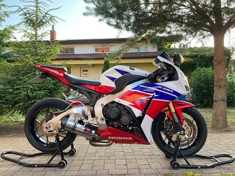 Honda CBR 1000 RR Fireblade 2013 - 9