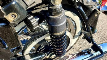 HARLEY-DAVIDSON ROAD KING CLASSIC - 9
