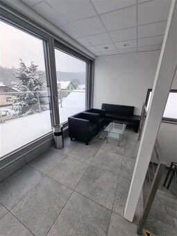 Opakovaná dražba admin.budovy a pozemkov,k.ú. Tuchyňa - 9