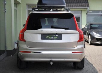 Volvo XC90 T8 AWD ULTIMATE BRIGHT Zadáno 228 kw - 9