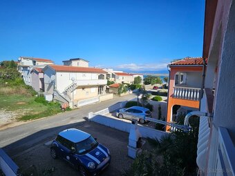 Dvojizbový apartmán 70 m od mora, Chorvátsko ostrov VIR - 9