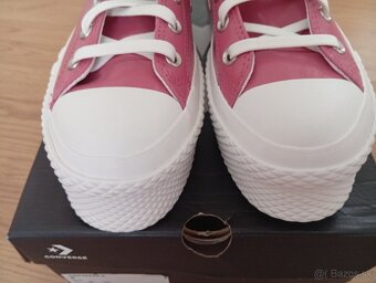 Dámske tenisky na platforme Converse - 9