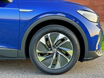 VW ID.4 PERFORMANCE 1.majitel – pouze 30500km  - 9