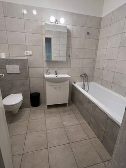 Prenajom 3-izbovy byt WEST - 9