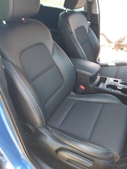 Kia Sportage  1.6 CRDi Platinum - 9
