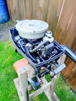 ZÁVESNÝ LODNÝ MOTOR SELVA CAPRI 6HP - 9