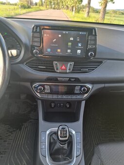 Hyundai i30 kombi 1.6 CRDi - 9