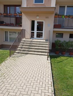 Nové Zámky /Dulovce/ - 3 izbový byt so záhradkou na predaj - 9