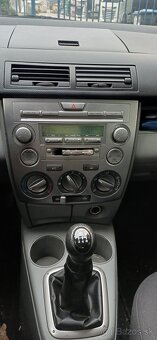 Mazda 2 - 9