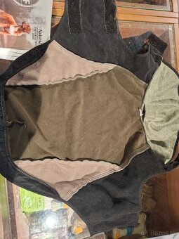 Oblečenie pre psa, fľaše, náhubok - 9