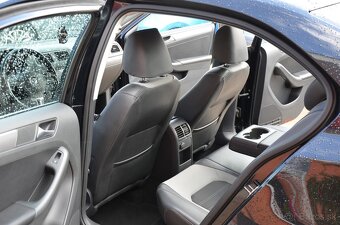 Volkswagen Jetta 1,4 TSi 90KW M6 Comfortline - 9