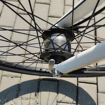 Na predaj dámsky elektrobicykel WINORA F1 - 9