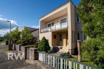 Priestranný RD s potenciálom v centre Žiaru nad Hronom - 9