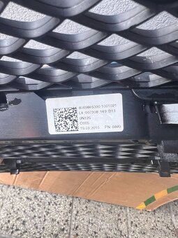 Predna maska mercedes - 9