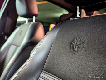 Giulietta DARK RED / automat, 170 koní / - 9