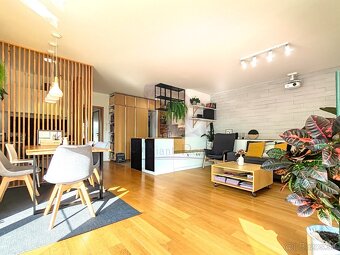 Kompletne zariadený moderný 4 izbový rodinný dom - 9