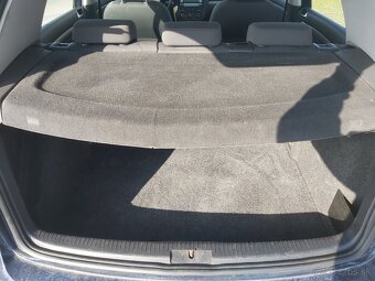 Volkswagen Golf 1.6 FSI Comfortline - 9