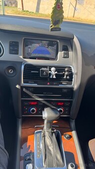 Audi Q7 - 9