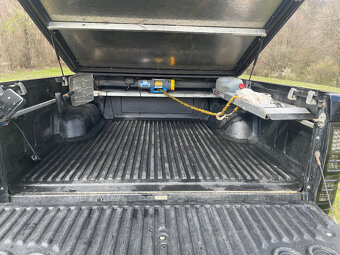 Toyota Hilux - 9