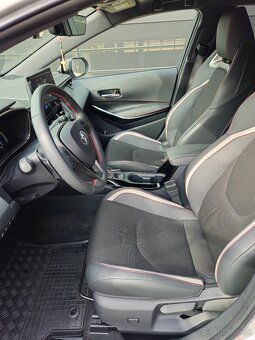 Toyota Corolla Combi 2.0 Hybrid GR Sport + Dynamic - 9