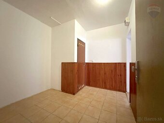 PREDAJ: veľký 3 izbový byt, Líščie Nivy, parkovacie státie v - 9
