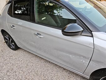 Opel Corsa Ultimate1,2 turbo benzín 74kw r.v.12.2024 km 8350 - 9