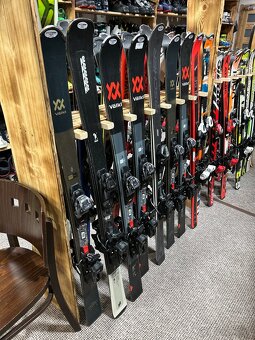 Lyžiarske vybavenie - 9