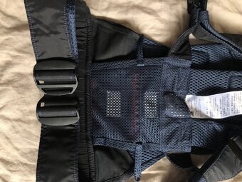 BabyBjorn One Air nosič - 9