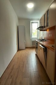 REZERVOVANÉ Komplet zrekonštruovaný 1 a pol izbový byt - 9